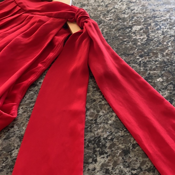 Express Red tie neck halter SZ M - Picture 3 of 3